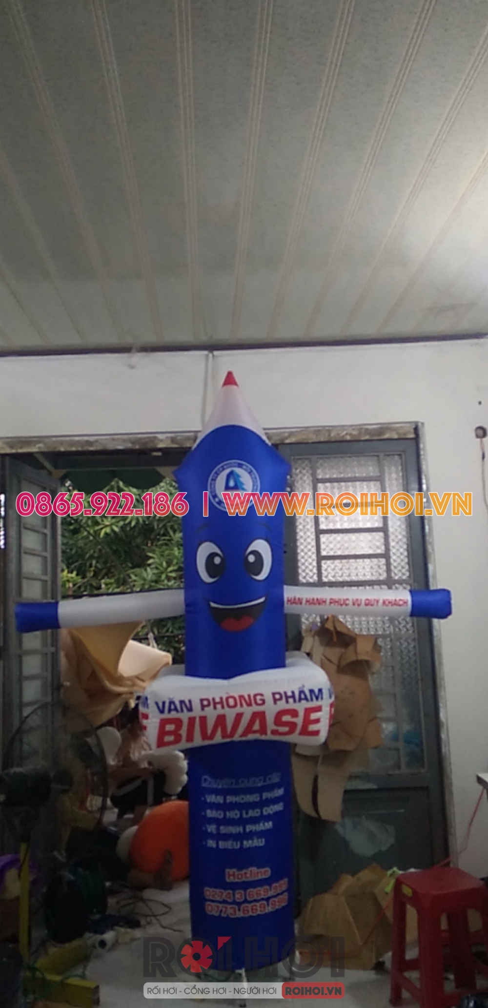 Vì sao nên sử dụng rối hơi quảng cáo 1 Roi vay cua hang 41